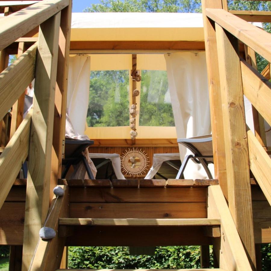 Les Etoiles Du Brochet Hotell Péronne Exteriör bild